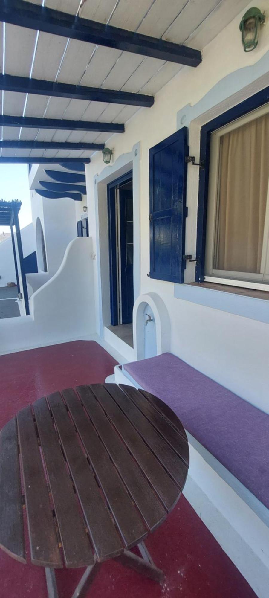 Ο Μπαξεσ Apartment Livadi  Exterior photo
